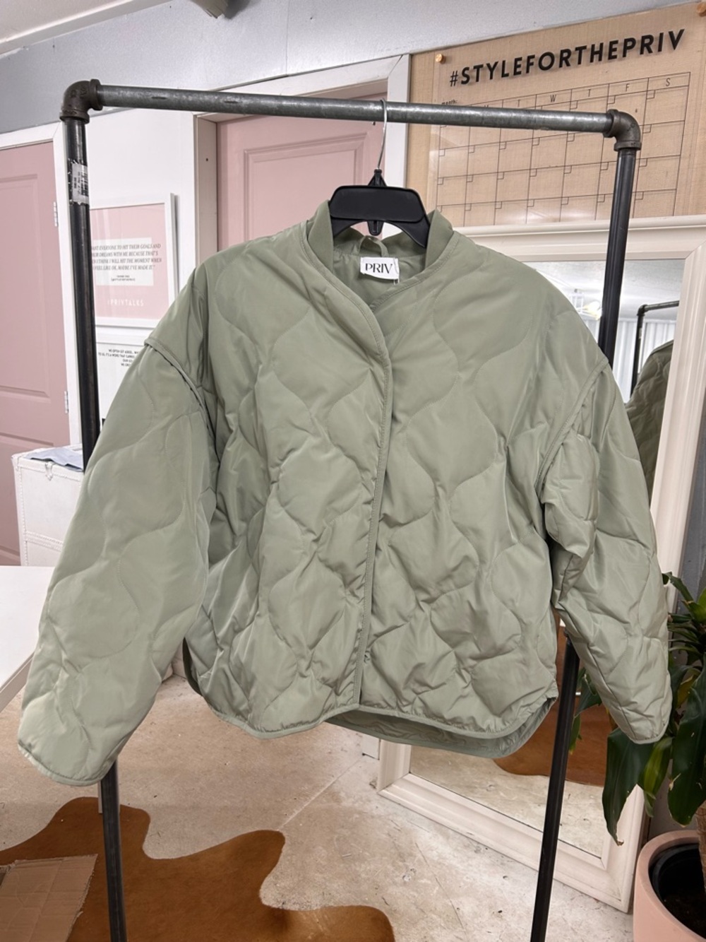 Priv - Green Lightweight Jacket NWT Medium